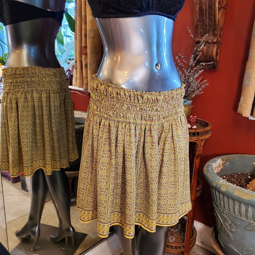 Max Studio Smocked Waist Skirt Womens XL‎ Yellow Floral Print Knee Length Flowy